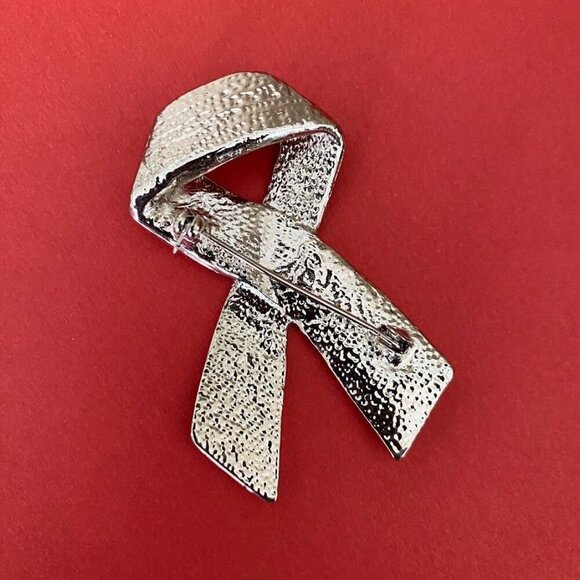 Patriotic Red White Blue Enamel and Crystal Ribbon Flag Brooch - Picture 3 of 3